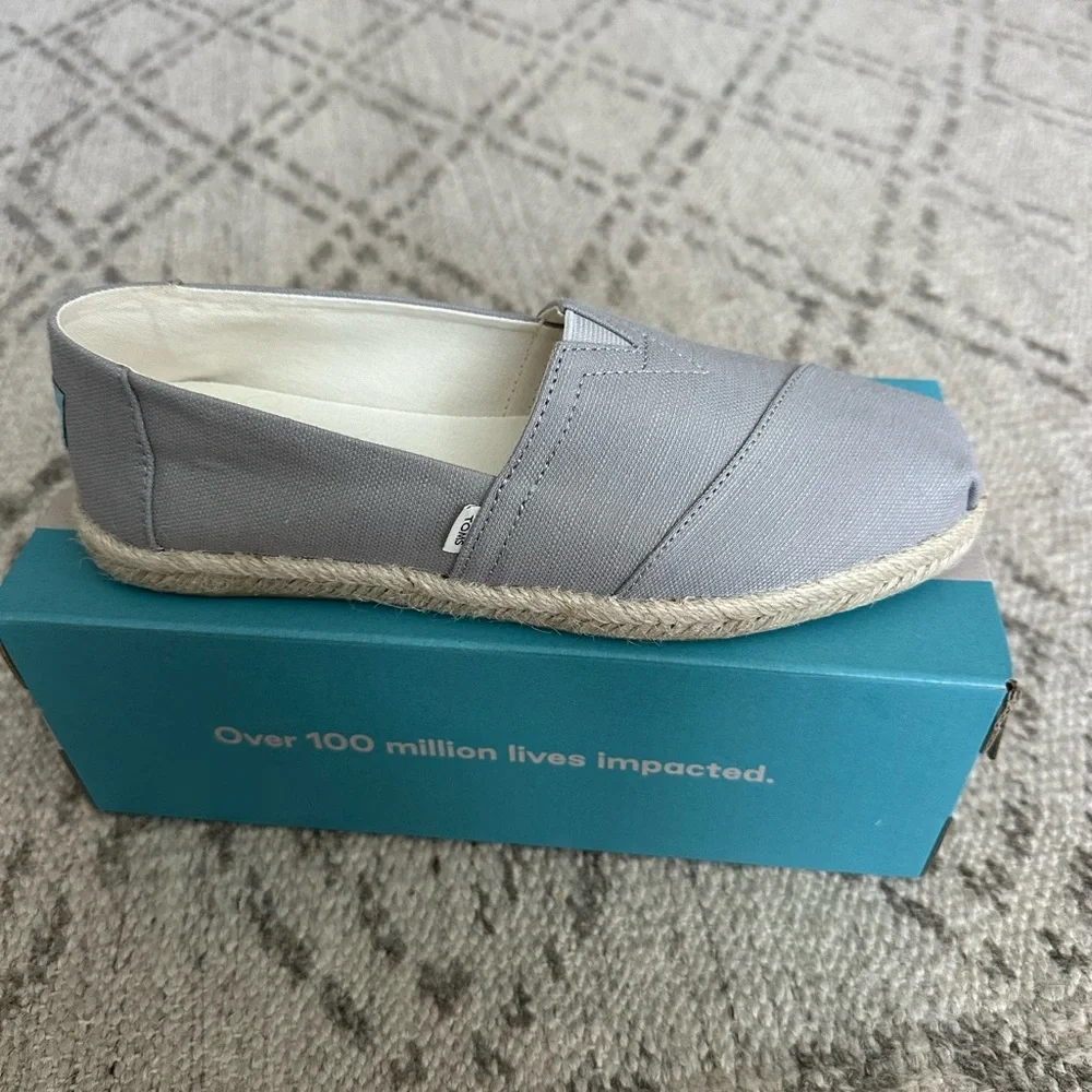 BNWT! TOMS Alpargata Rope Espadrille Slip-On - Women's 7.5